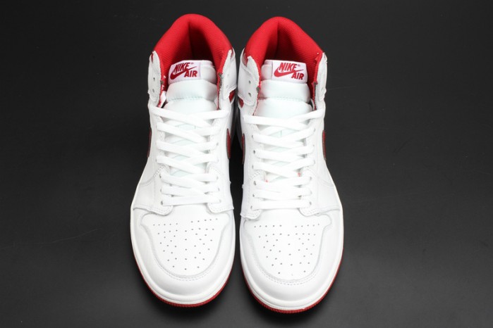AIR JORDAN 1 RETRO HIGH OG "METALLIC RED" mens 555088-103
