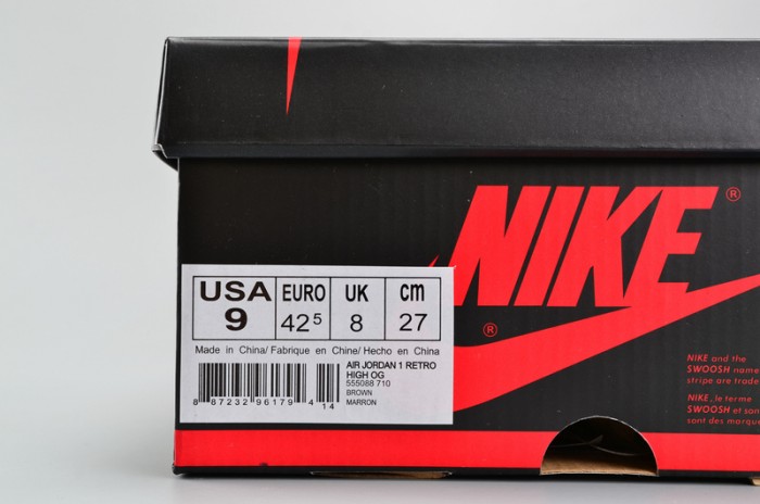 Air Jordan 1 Retro High OG "Wheat"  Golden Harvest/Elemental Gold 555088-710