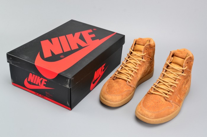 Air Jordan 1 Retro High OG "Wheat"  Golden Harvest/Elemental Gold 555088-710