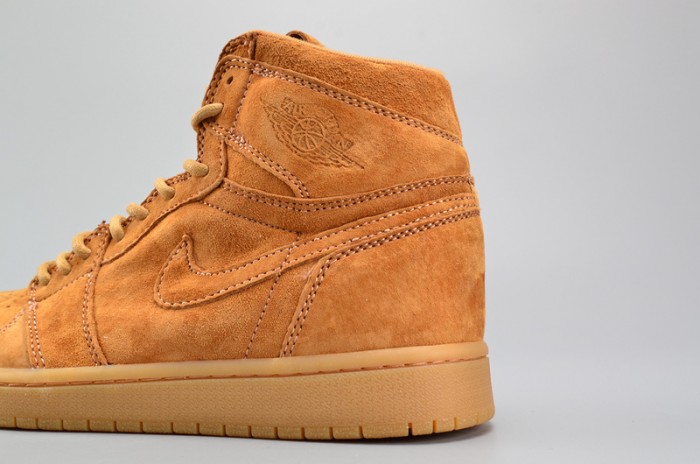 Air Jordan 1 Retro High OG "Wheat"  Golden Harvest/Elemental Gold 555088-710